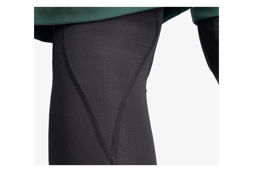 RODILLERAS RACE FACE CHARGE NEGRO