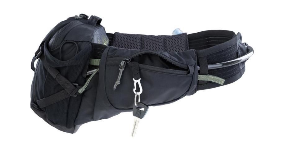 RIÑONERA EVOC HIP PACK PRO 3+ 1.5L NEGRO