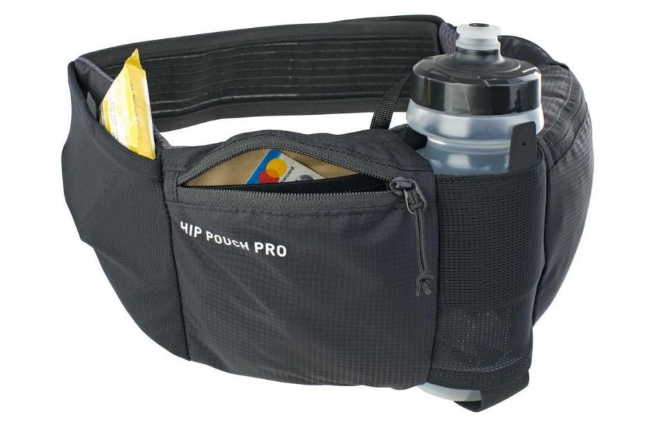 RIÑONERA EVOC HIP POUCH PRO + BIDON 0,55L