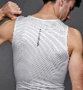 INVERSE-UNISEX-CAMISETA-INTERIOR-RILEY-003.webp